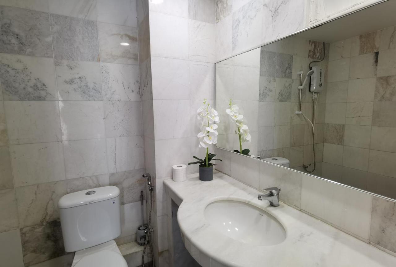 Lui Lui Comfy Condo In Great Location 瓜埠 外观 照片
